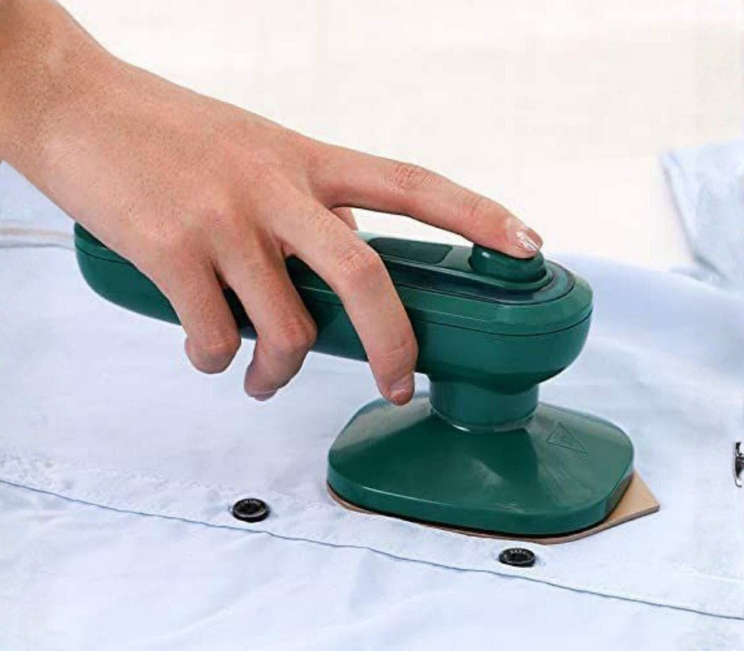SteamGo™ Portable Garment Steamer - Smooth clothes. Anywhere.